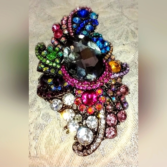 Vintage Jewelry - VINTAGE RHINESTONE PENDANT